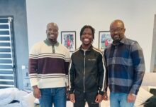 Kurt Okraku and Stephen Appiah visit injured Alidu Seidu