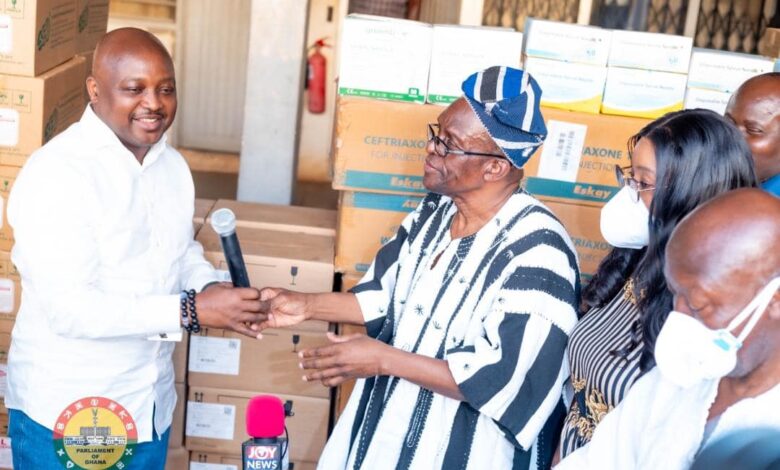 Speaker Bagbin donates medical supplies to fight meningitis in Upper West