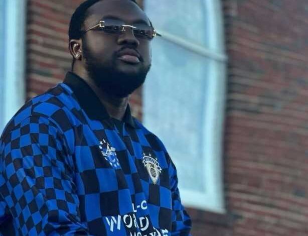 Medikal’s manager Flow Delly calls for urgent support for Ghana’s music industry