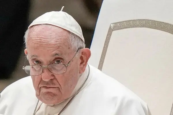 Pope Francis has pneumonia in both lungs – Vatican says