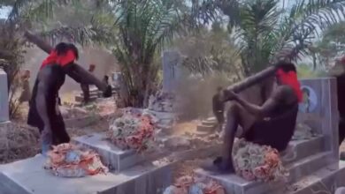 Man Visits The Graveyard Of A Deceased Woman To Pay Her Back For Falsely Accusing Him