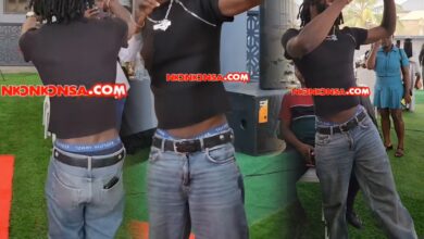 “In His Head He Thinks He Has Swag”- Ghanaians Blast Fameye For Dressing Anyhow To An Event