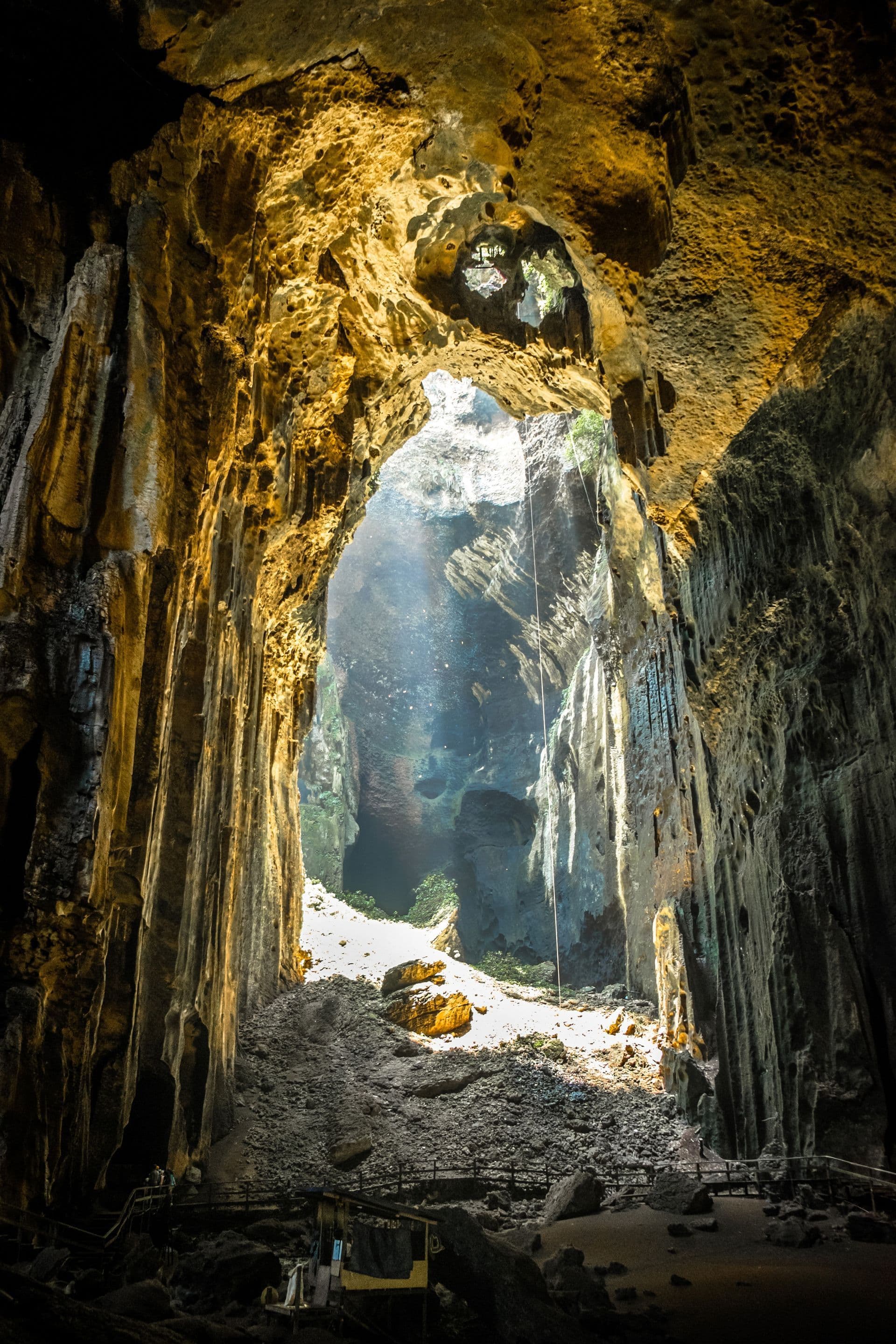 4. Gomantong Caves, Malaysia