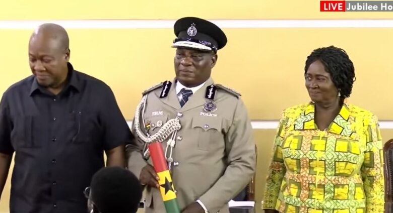 President Mahama swears in COP Christian Tetteh Yohuno as new IGP