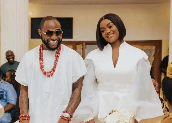 You no get sense – Davido Blasts actress Sarah Martins over ‘5IVE Kitchen’ remarks
