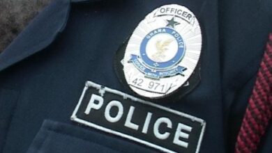 Police Inspector mistakenly shoots himself in the foot