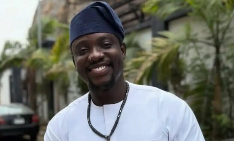 At this trying time, I pray for your release — Eezee Tee speaks out as Mercy Chinwo faces backlash over VDM’s arrest