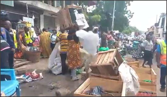 AMA clears vendors, illegal structures at Circle