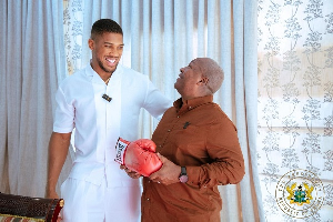 We’ll give you a Ghanaian passport If you want – Mahama tells Anthony Joshua during Jubilee House visit