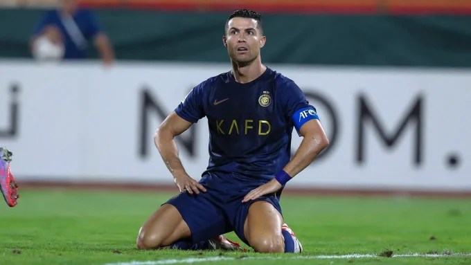 Cristiano_Ronaldo_Al-Nassr_2023-24_6-680x383