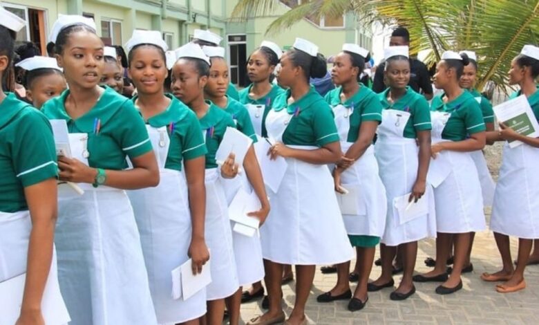 nurses-in-ghana-1200x800