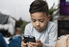 UK school bans smartphones after student receives 9,000 whatsApp messages overnight