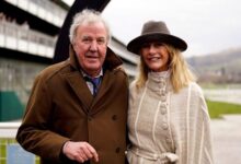 Lisa Hogan Husband: Is Lisa Hogan Married?