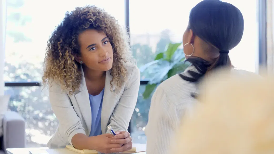 6 proven ways to become emotionally available in your relationship