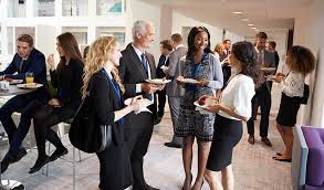 Here are 5 effective tips to help you network like a pro at any event