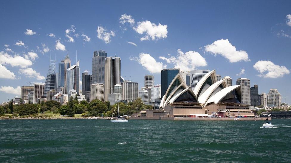 Top 5 countries with the most romance fraud victims