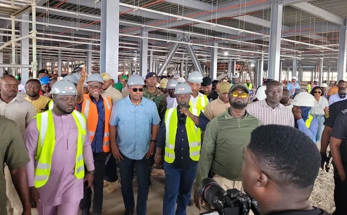 ‘We’ll support a 3rd term if you complete our market’ – Kejetia market women to Pres. Mahama