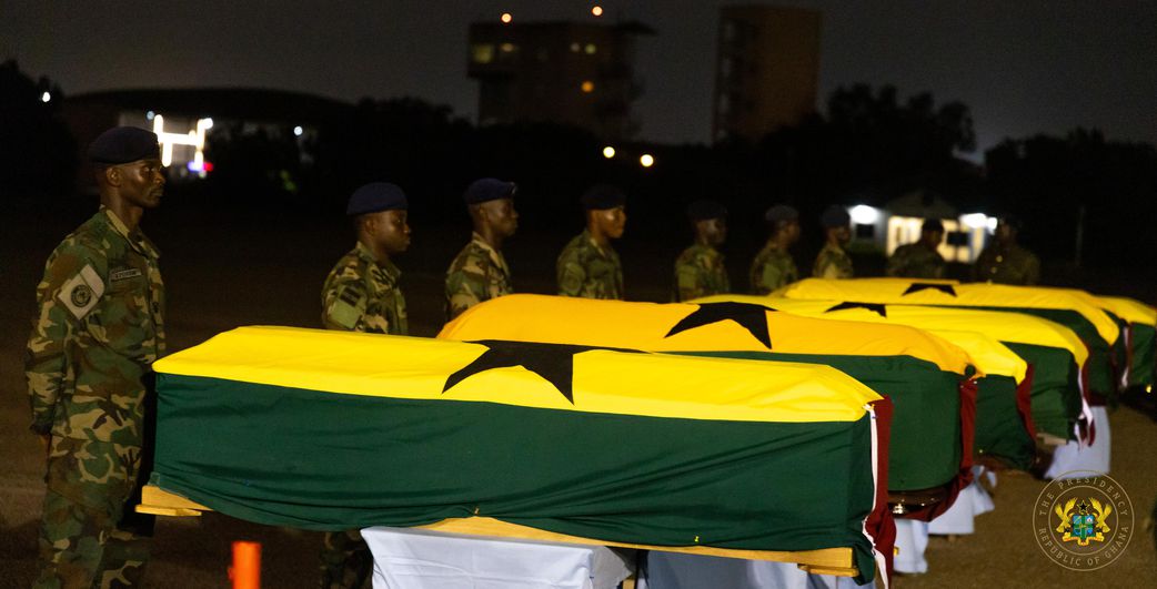 ‘This is not a time for division’ – Pres. Mahama tearfully appeals in first speech after tragic crash