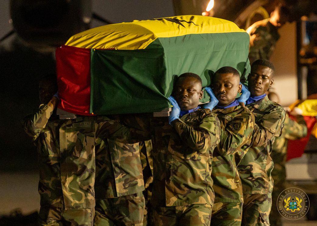 ‘This is not a time for division’ – Pres. Mahama tearfully appeals in first speech after tragic crash