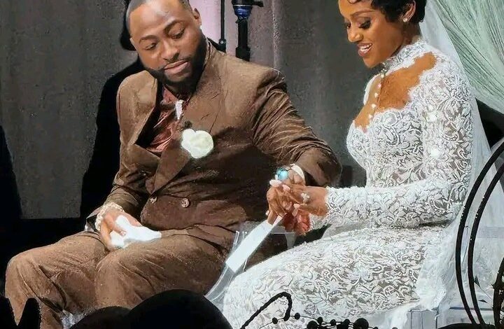 Shade Ladipo urges prayers for Davido after fidelity vow