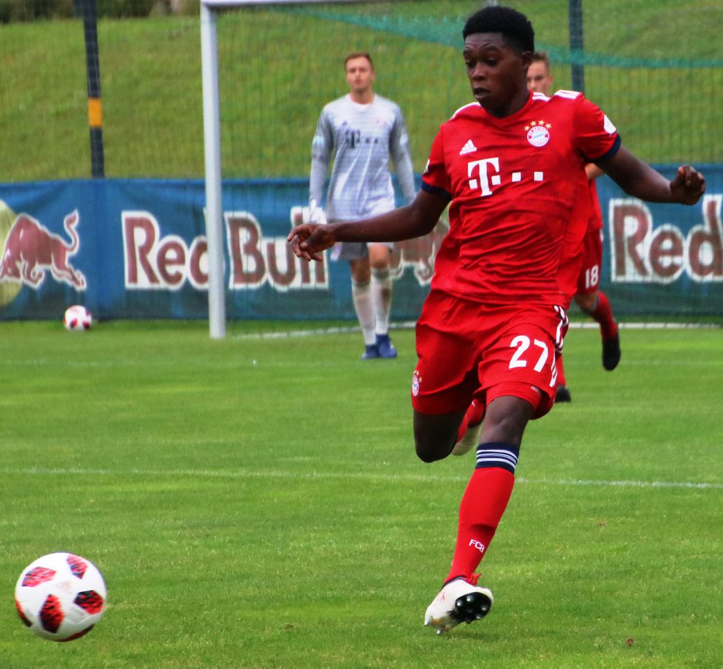 Derrick Arthur Köhn at Bayern Munich