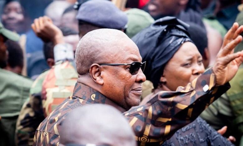 President Mahama joins Asanteman in farewell to Nana Konadu Yiadom III