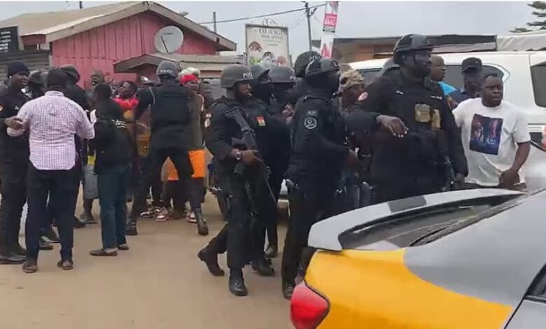 Police pick up suspect for destroying posters in Akwatia