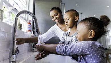 Household Habits That Attract Unwanted Pests in Livingston Families