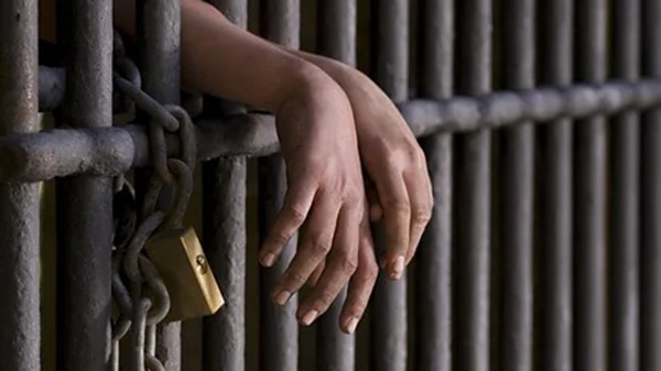 Jogger, customs officers help nab Ministry of Finance thief