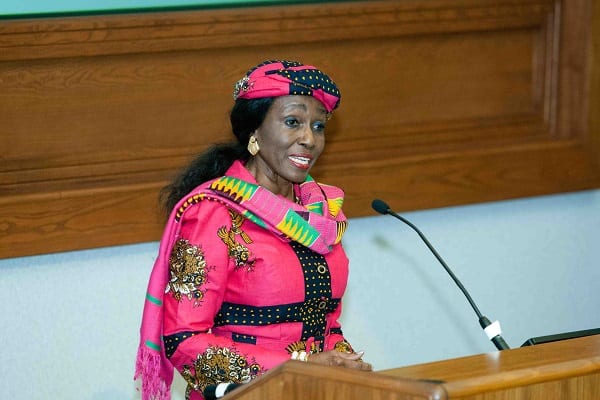 nana-konadu-delivers-her-lecture