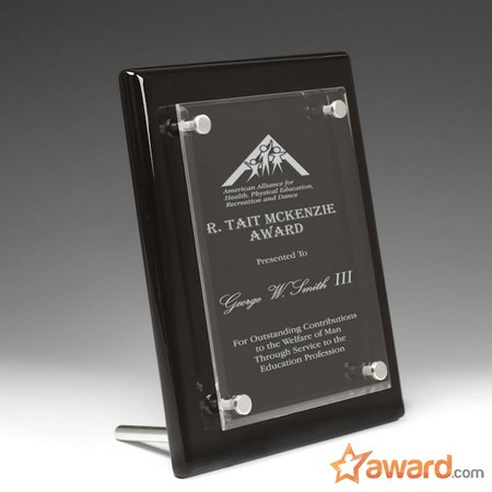 From Appreciation to Art: Elegant Plaques Designed to Recognize Excellence