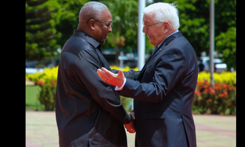 LIVE FROM THE PRESIDENCY