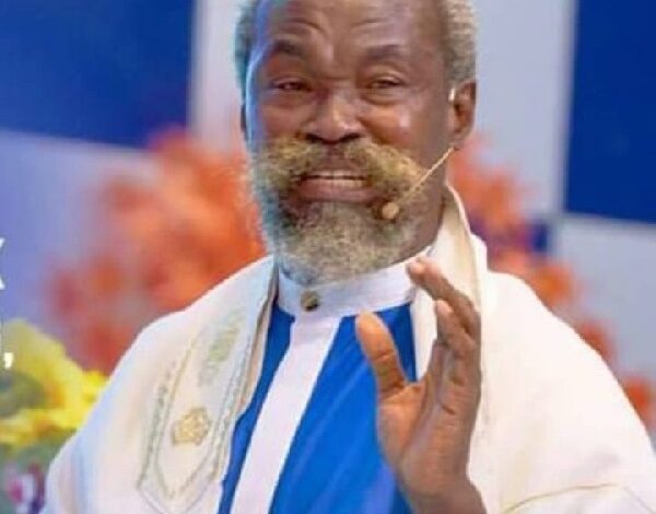 Remain focused - Rev. Adom Kyei Duah urges Mahama to ignore cathedral calls