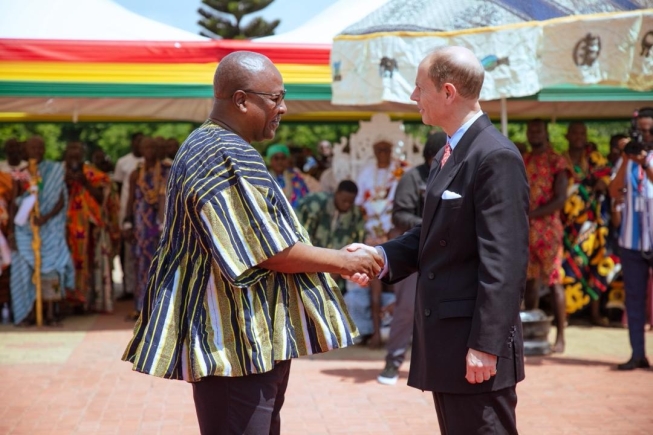 Countries must work together through common goals