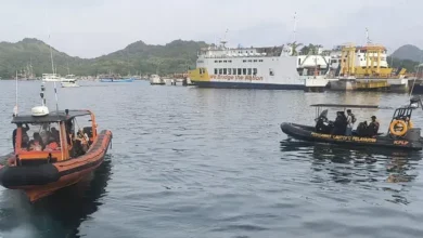 Valencia soccer coach Fernando Martin, 3 children killed in tragic boat accident