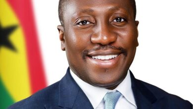 Minority Leader says government is 'living dangerously' one year after polls