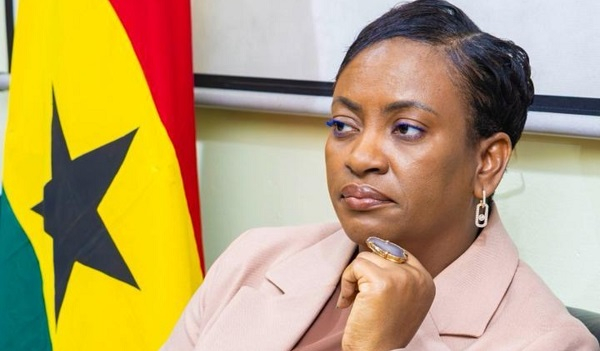 Police arrest Nigerian woman in Spintex dawn robbery, recover stolen items